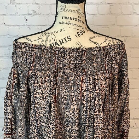 Anthropologie Vanessa Virginia Blouse size small - Picture 3 of 11